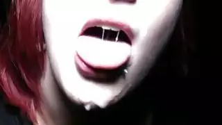 playgirl مثير يرضي مع ركوب handjob راعية البقر