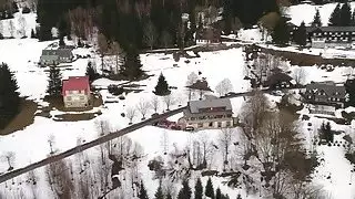 مثليات الساخنة لعق في المقصورة الشتاء الدودة