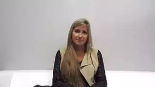 شقراء التشيكية مارس الجنس على الصب