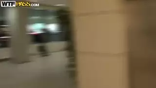 الإغراء الحلو لفتاة Marya في المركز التجاري