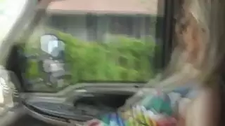 أوليفيا كاسادي المبيضة شقراء
