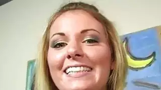 فتاة حقيقية الهواة handjob