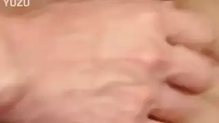 الهواة الآسيوية يحصل بوسها حلق خبطت في أوضاع مختلفة