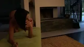 النمر يتصرف في الفيديو الجنس عاطفي