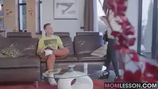 ايمي كان لها بعد ظهر مثير اضافية المخطط لها رجل مات