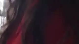 ديك كبيرة في تناسب جميلة لاتينا
