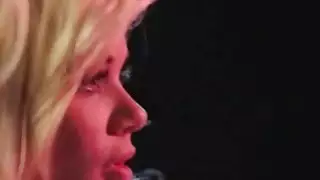 شقراء الساخنة Barbarella يحب لعق كس الرطب