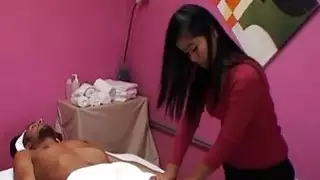 جميع doxies لا تتمتع بخلط الجنس مع التدليك bawdy