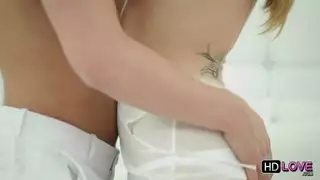 مولي بينيت كصديقة في الحب