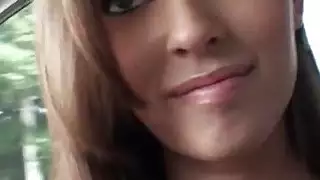 اتينا فاتنة مرافقة مص الديك للحصول على المال بسهولة