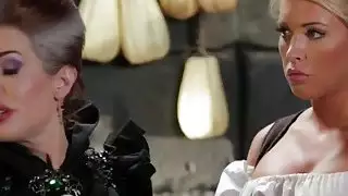 سندريلا يذهب جميع xxx الابتعاد عن عائلة الشر