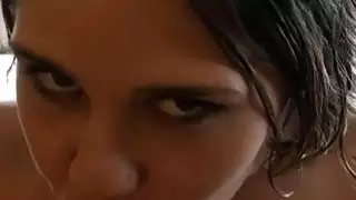 Hotties كس مليء بالرطوبة من الرجال الحفر