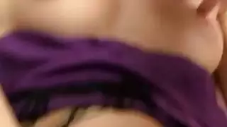 Slutty Angel يحب طعم نائب الرئيس