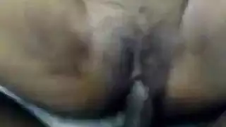 الزانية الماليزية القبيحة تأخذ قطعة كبيرة من خطفها