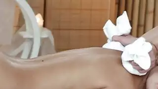 الزيوت مدلكة شقراء وركس كس
