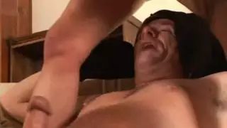ميلف مفلس وغنائم نيكي هانتر وموكسى مادرون يمارس الجنس مع رجل واحد