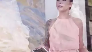 جبهة مورو فينيكس ماري sucks و fucks قضيب في منزل جديد