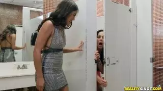 لا تنتظر - Kendra Lust ، Kendra Spade