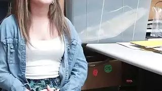 بروك bliss في سن المراهقة كس حفر doggystyle