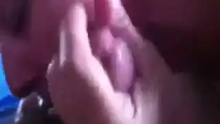 صديقة نهم لعق الديك في جميع أنحاء