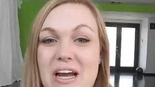 استمنى الصيف قرنية وحصلت لها كس السوبر الرطب
