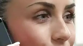 حار شقراء اللعنة في الجمنازيوم