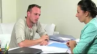 وكيل الإناث الملاعين المصلح في مكتب