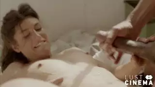 جلسة الجنس عاطفي