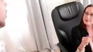 مفلس جبهة مورو سكرتير مص رئيسه
