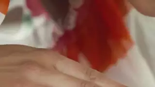 ميلف جميلة في العمل مثليه