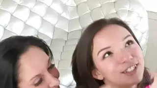 جبهة تحرير مورو الإسلامية و doughter على السرير