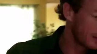 هو مارس الجنس كتي داكوتا سكاي بجد من قبل والدها