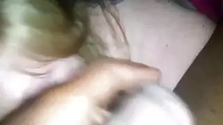 الهاوي شقراء وقحة يأكل لها أسود قضيب