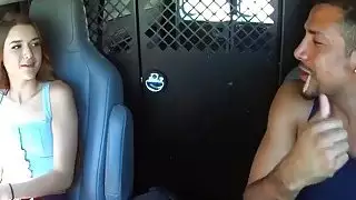 تعادل في سن المراهقة اليكس أجبر على ركوب طويلة بونر في فان