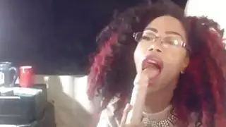 جنسي أسود فتاة Wettsunny مع كبير الثدي و شرجي حبات - 18flirt * com