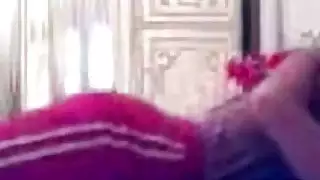 يذهب الزوجان قرنق في أسلوب التبشيري في السرير
