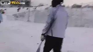هواة فاتنة نيكا يقضي وقتا مع صديق ق ويأمل أن تمتص الديك