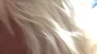 اثنين من المراهقين ركوب الديك