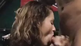 في المقهى الجنس الشريط الاباحية