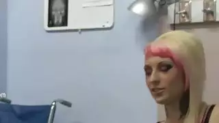 واحدة من أكثر punk girl4girl مثير على الإنترنت