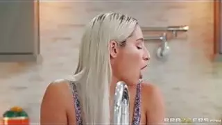 اذهب مع الريح