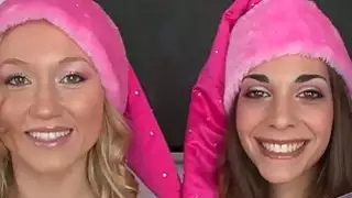 لالاني وكاتي تقاسم الديك لامتصاص