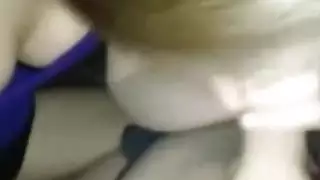الهواة CFNM اللسان وابتلاع