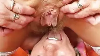 يحصل على toyhahavenhahahahahaha من أشقر الضارة