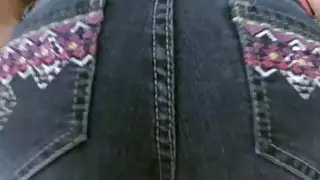 في سن المراهقة الشرج وقحة مارس الجنس من قبل BF لها قرنية مع stepmom لها