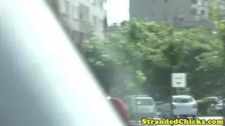 تقطر الروسي صغير في الملابس الداخلية انتقد