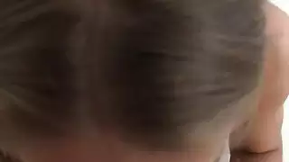 فاتنة الهواة يحصل الحمار شاعر في الصب
