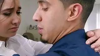 الكمال الحمار الكبير وكبير الثدي كارلي رمادي مع كس مشعر