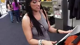 مثير شيك من البرازيل بيادق تشيلو في Pawshop