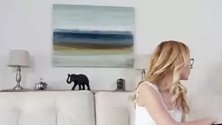 مقرن أحمر الشعر مثليه جواهر يشد اللسان في كس أليكسا نعمة